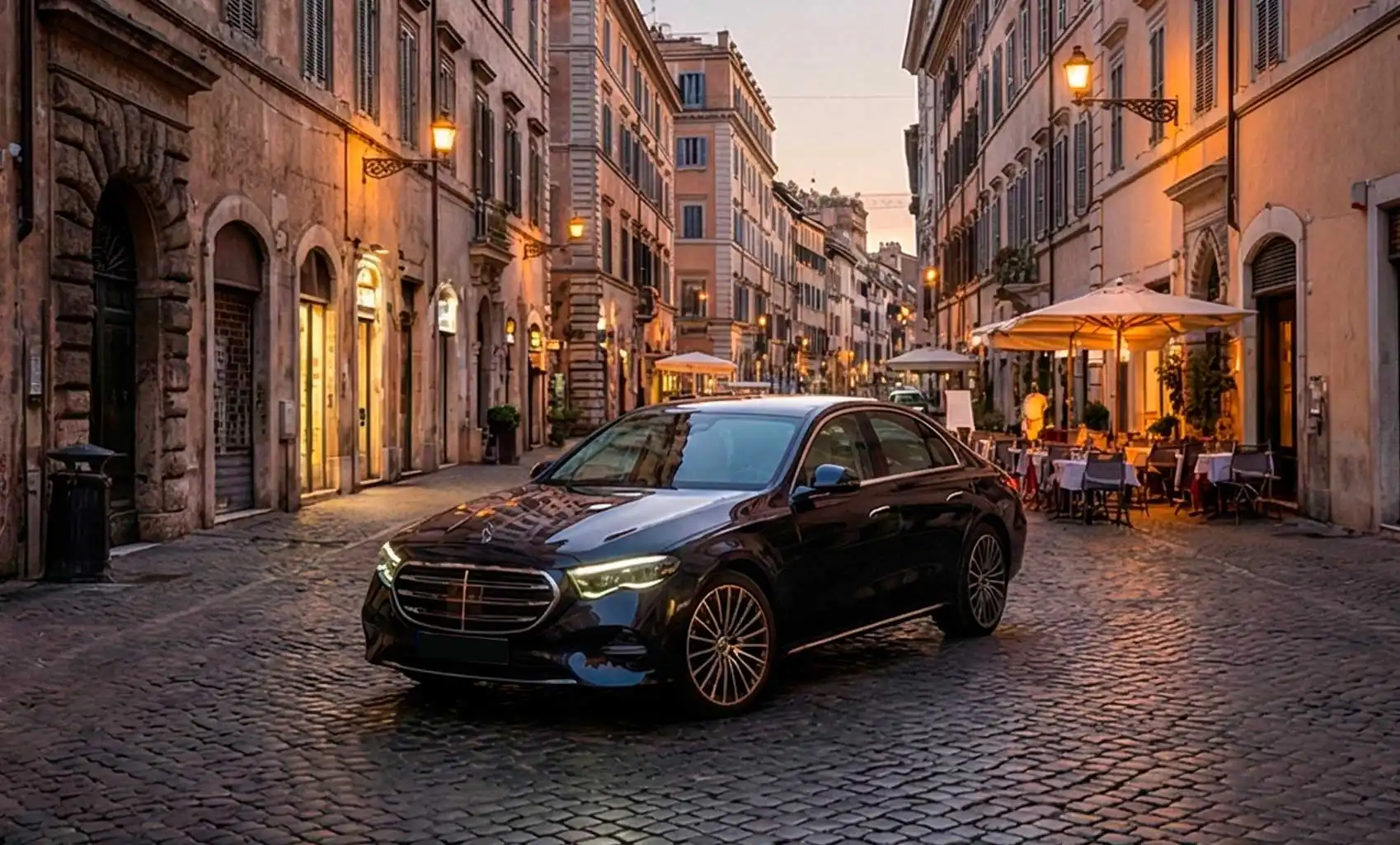 Auto della Noris Viaggi per Servizio NCC Transfer 24h